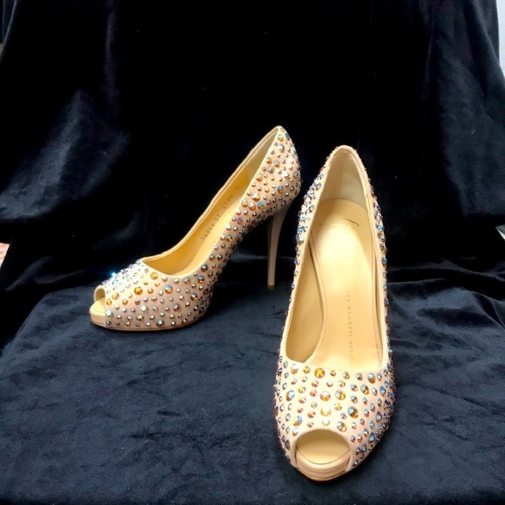 Giuseppi Zanotti Cream Crystal Heels Size 37